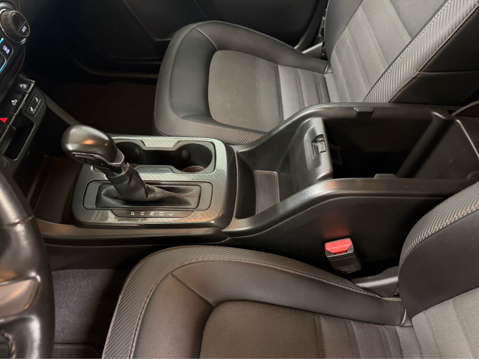 2022 GMC Canyon AT4 - Cloth