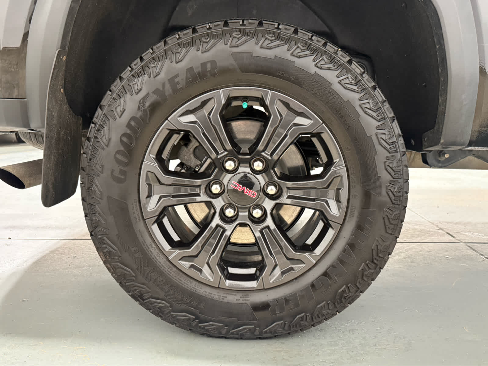 2024 GMC Canyon Elevation