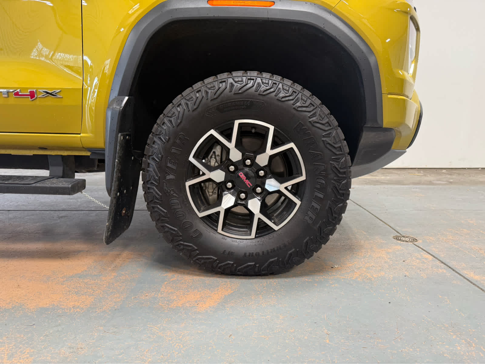 2024 GMC Canyon AT4X
