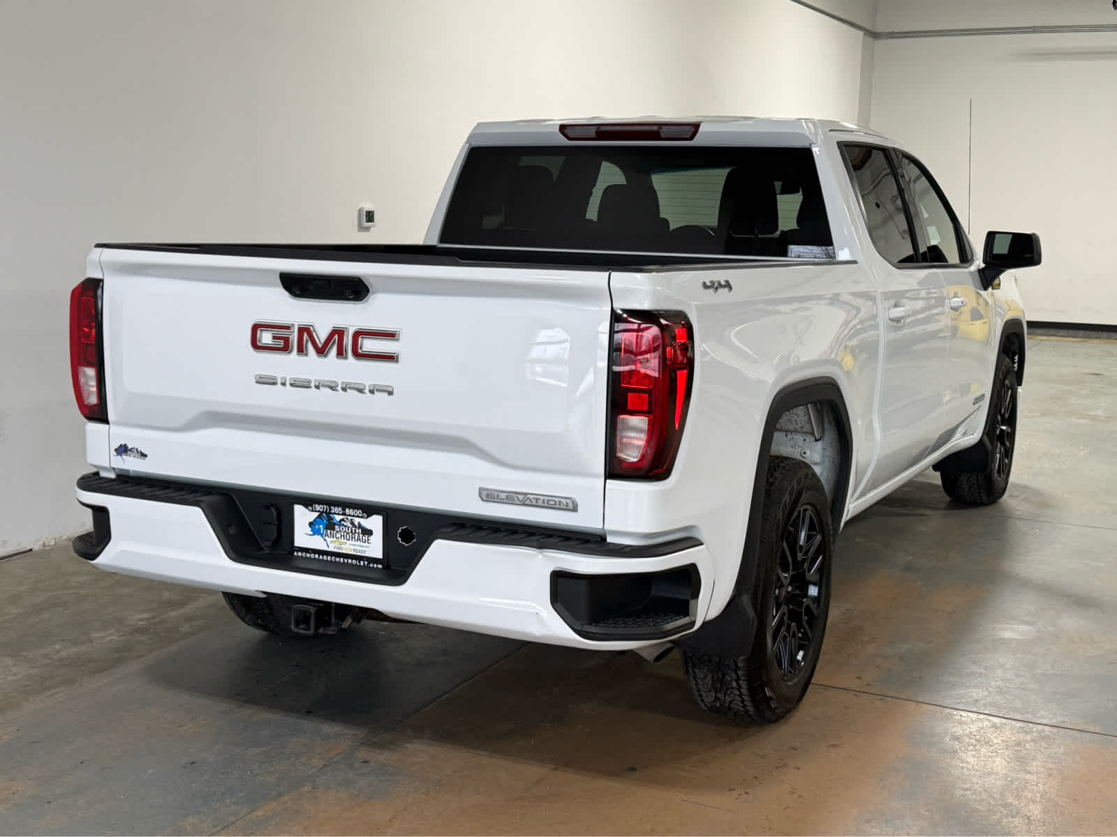 2024 GMC Sierra 1500 Elevation