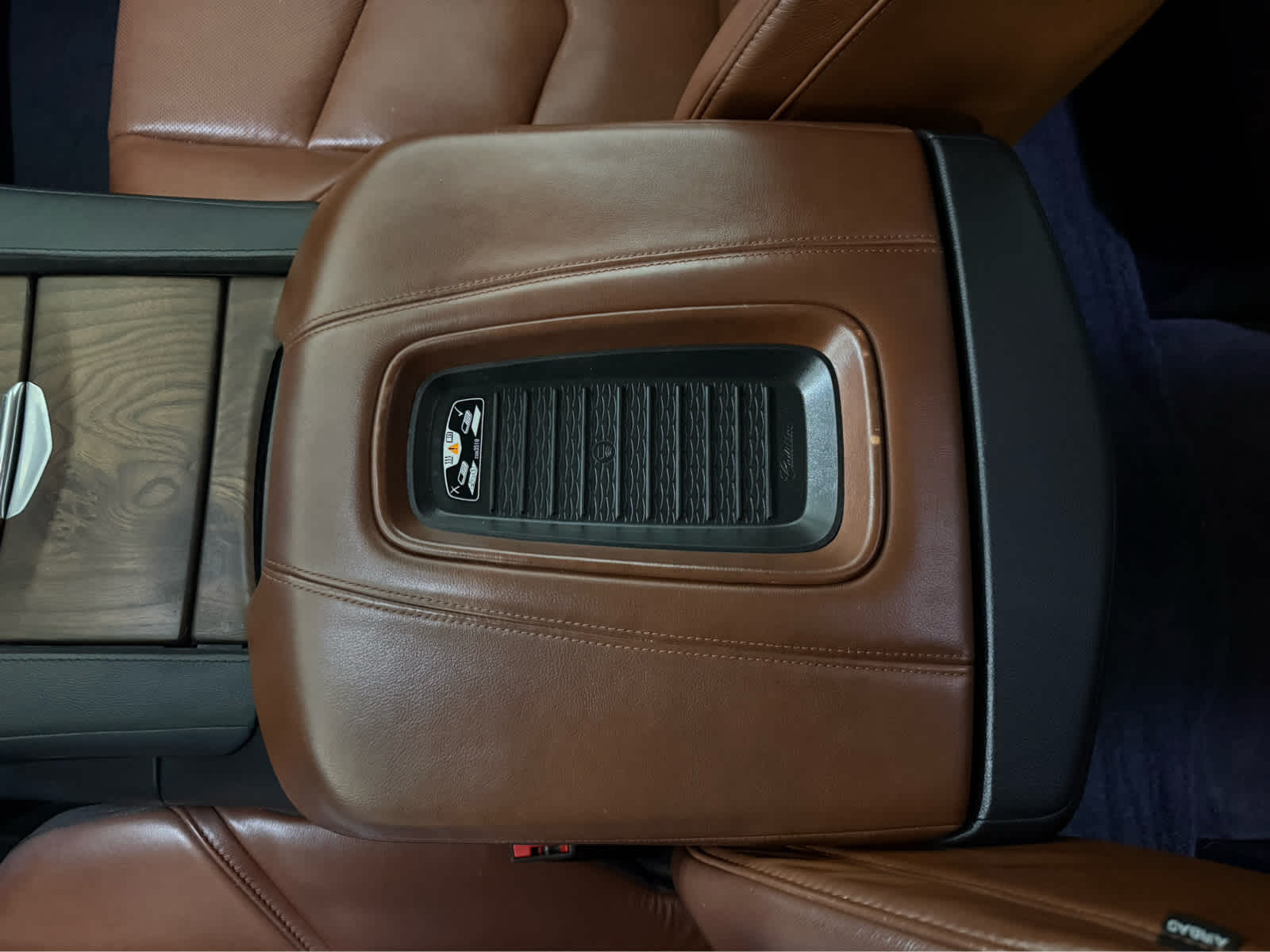 2020 Cadillac Escalade Premium Luxury