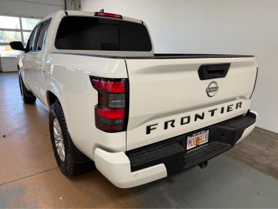 2023 Nissan Frontier SV