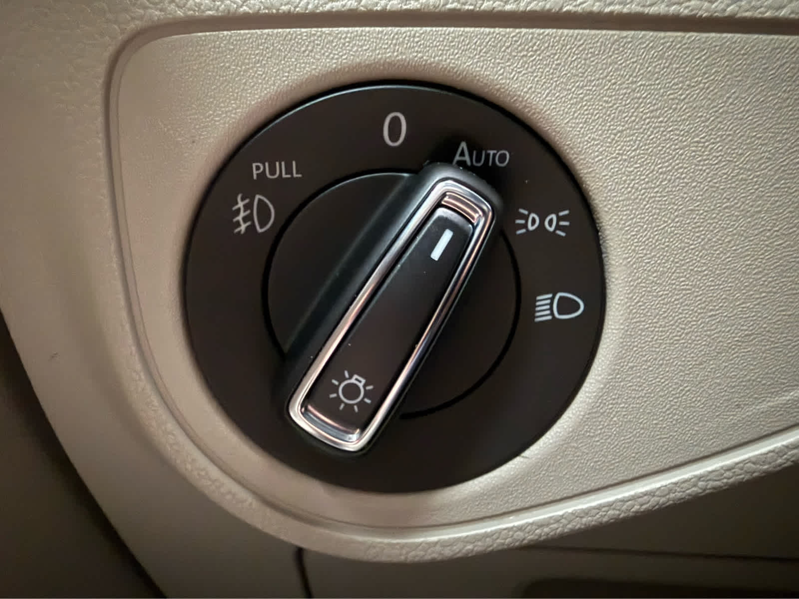 2018 Volkswagen Atlas 3.6L V6 SEL Premium