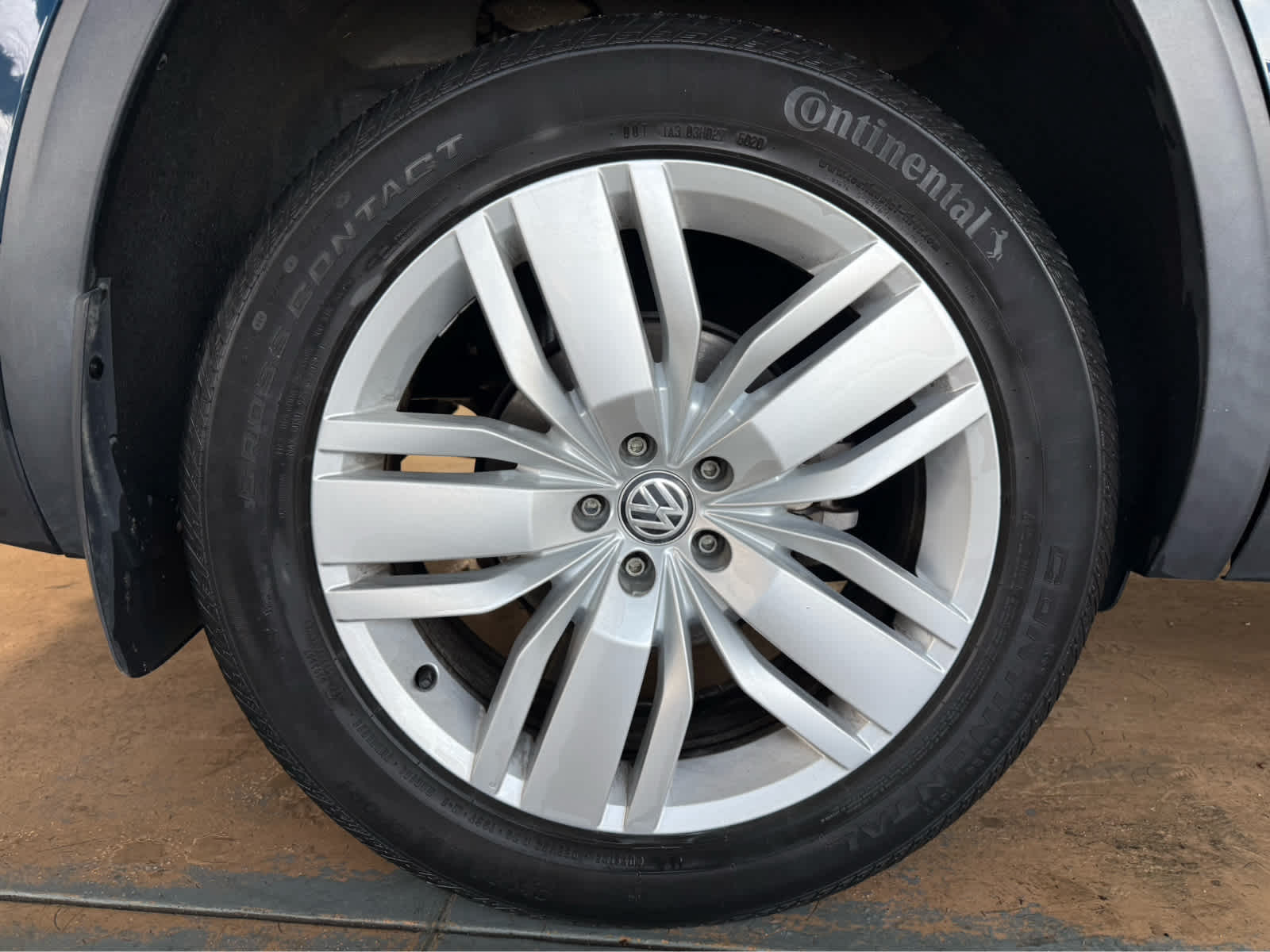 2018 Volkswagen Atlas 3.6L V6 SEL Premium