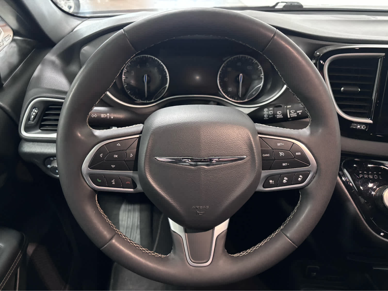 2025 Chrysler Pacifica Select