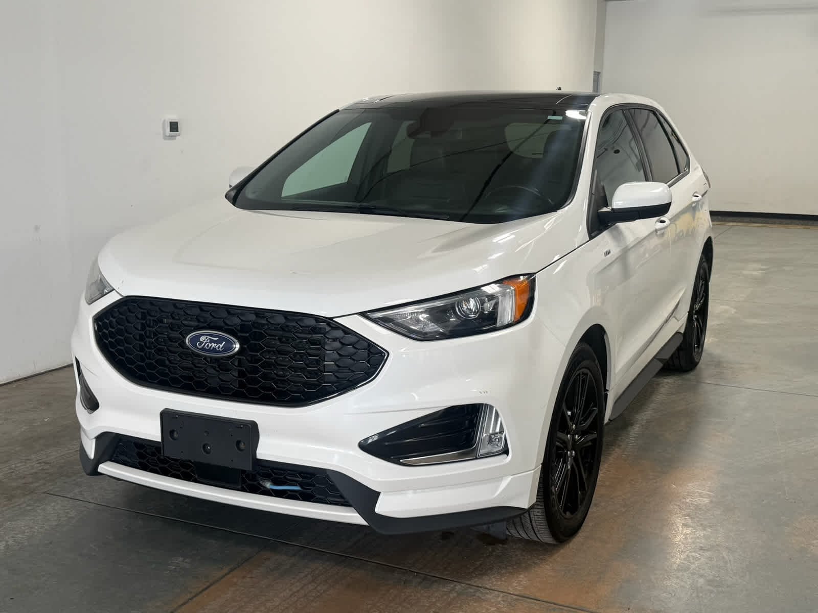 2022 Ford Edge ST-Line