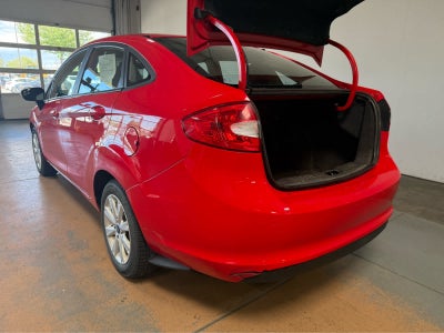 2013 Ford Fiesta SE