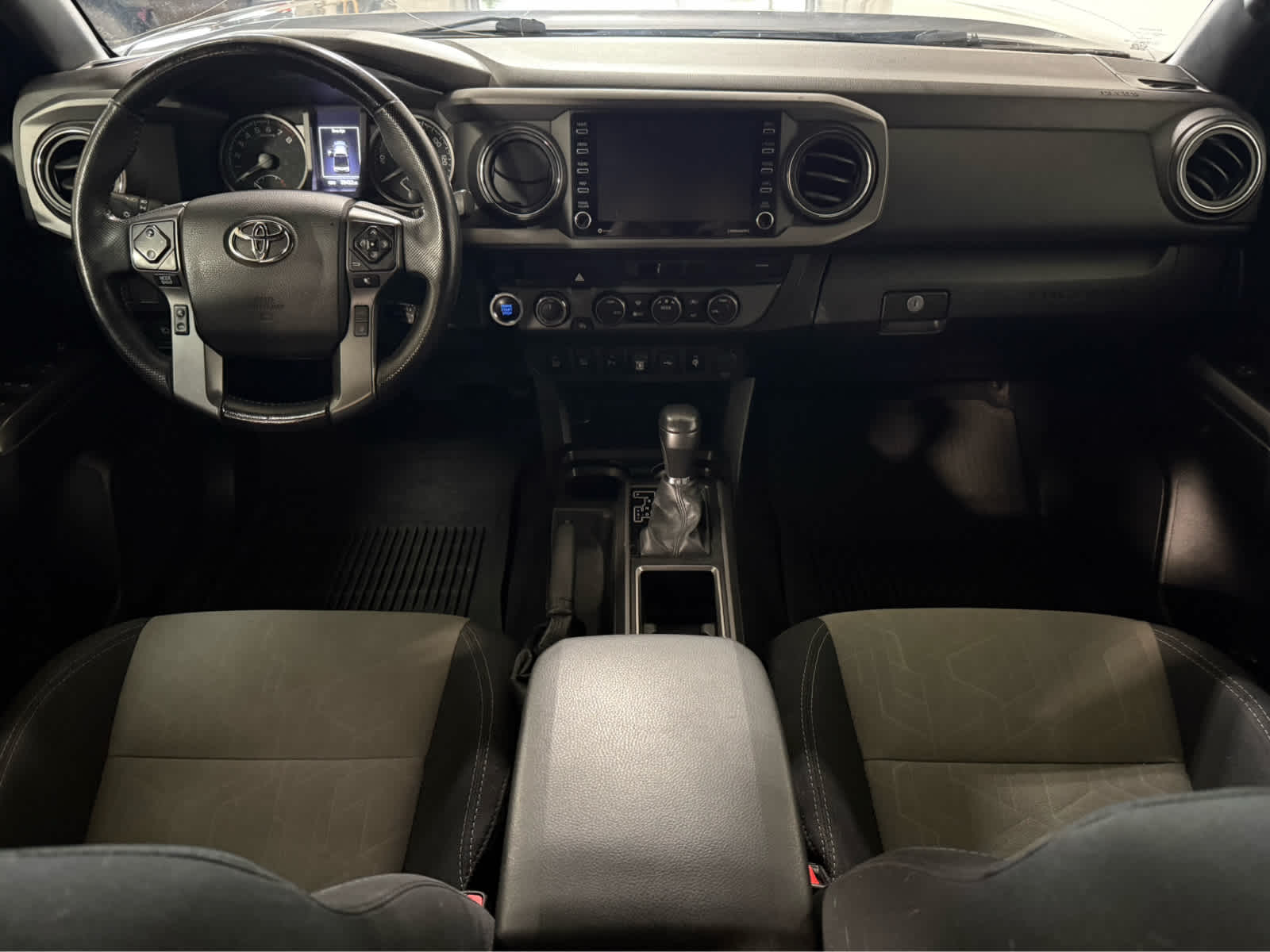 2022 Toyota Tacoma 4WD SR