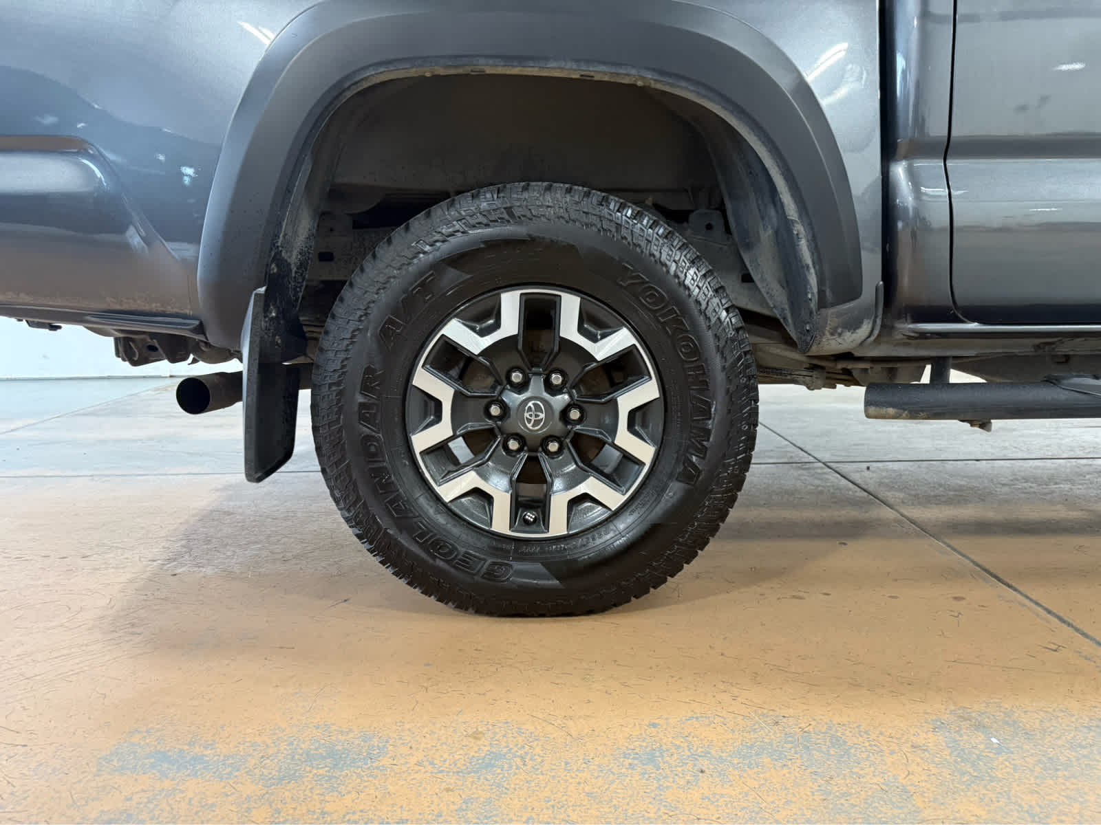 2022 Toyota Tacoma 4WD SR