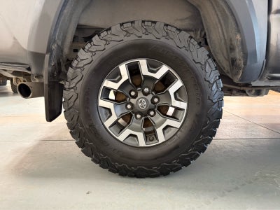 2017 Toyota Tacoma SR5
