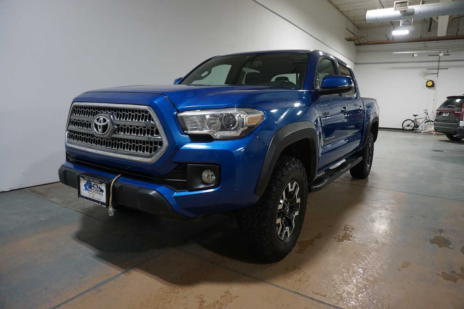2016 Toyota Tacoma SR