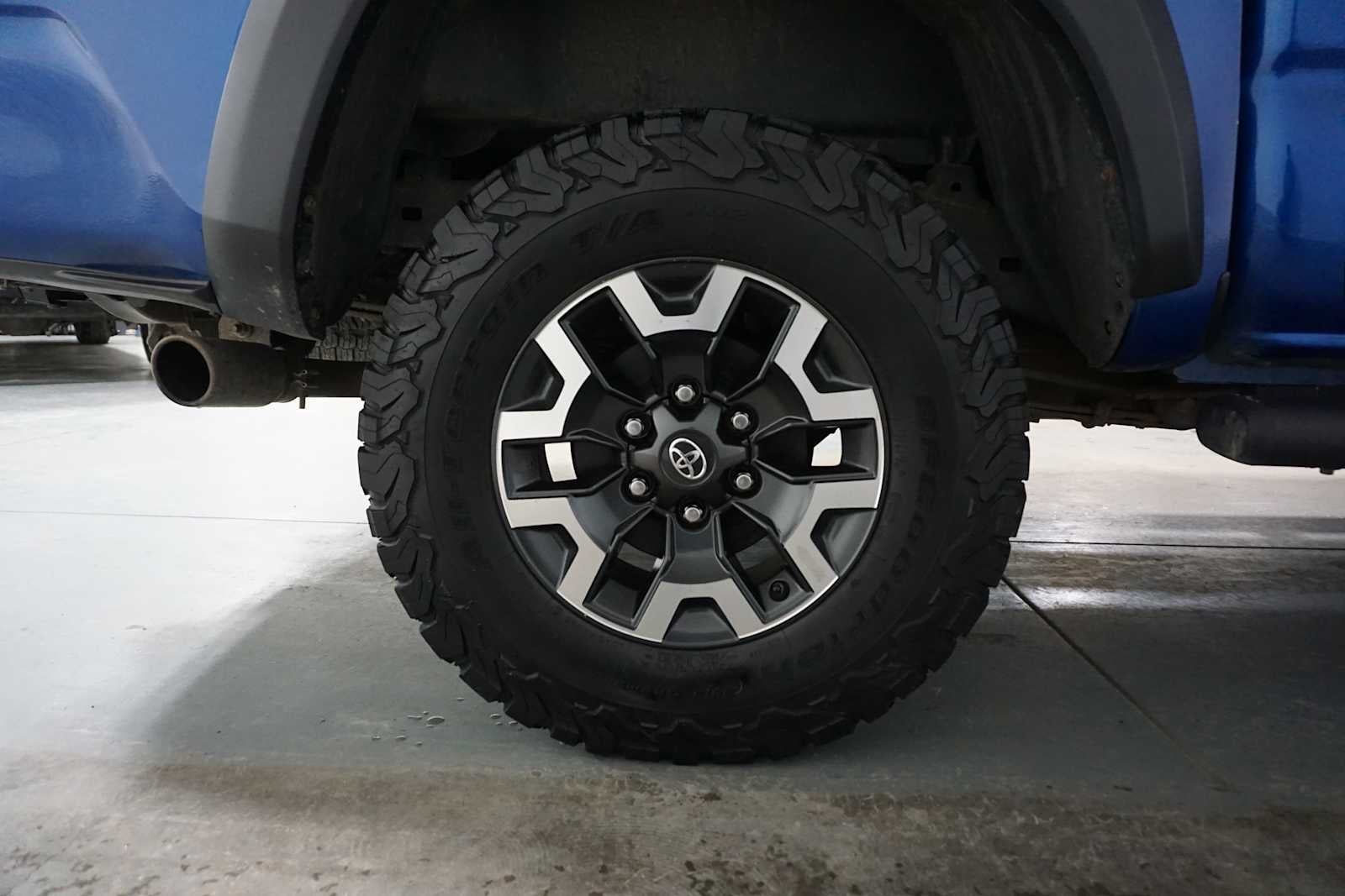 2016 Toyota Tacoma SR