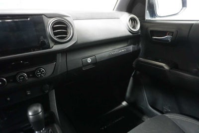 2016 Toyota Tacoma SR