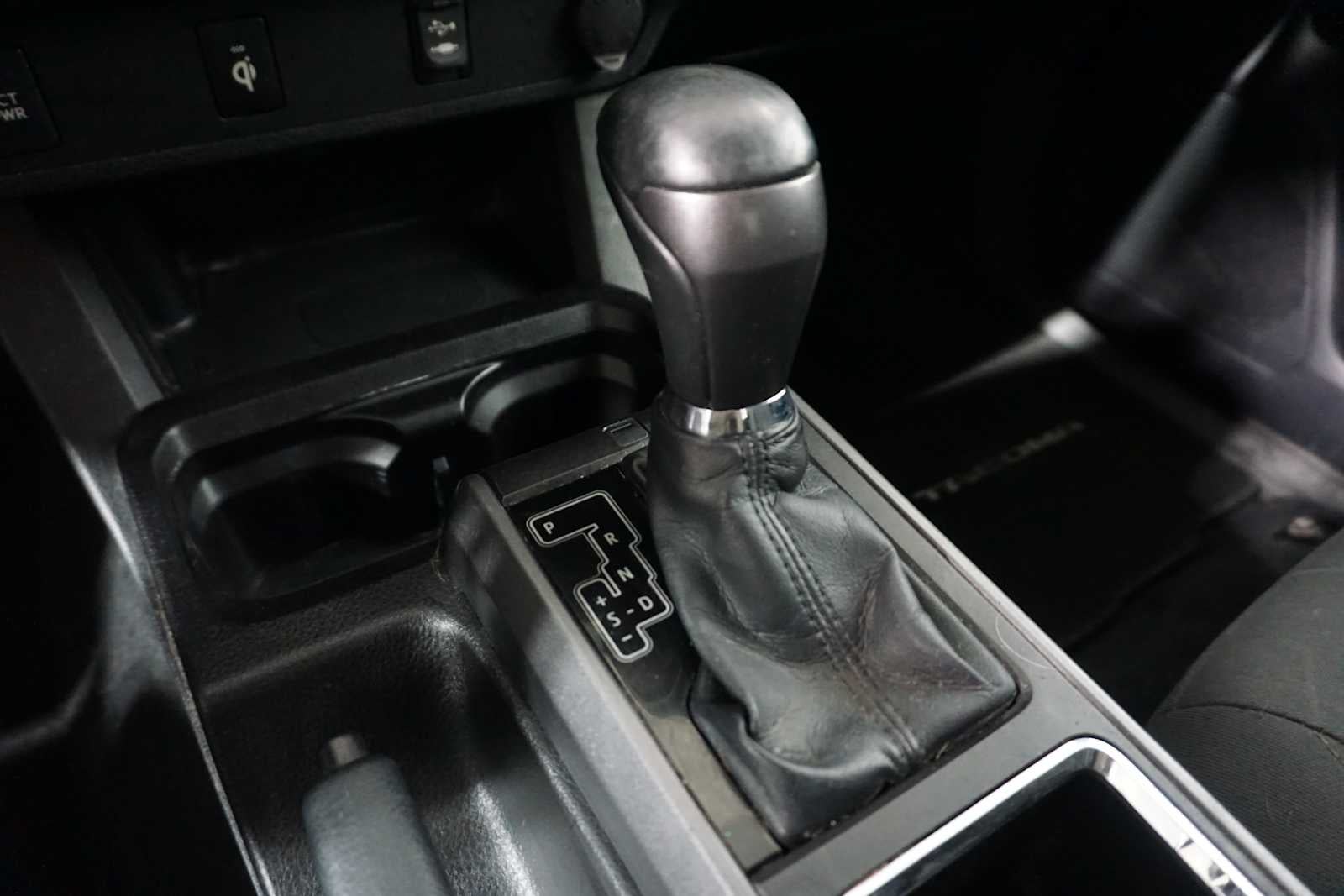 2016 Toyota Tacoma SR