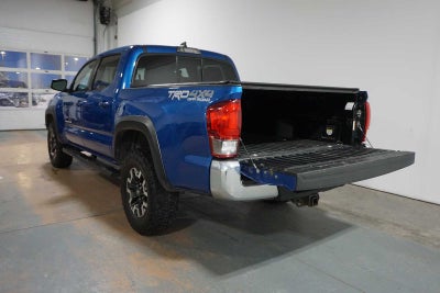 2016 Toyota Tacoma SR