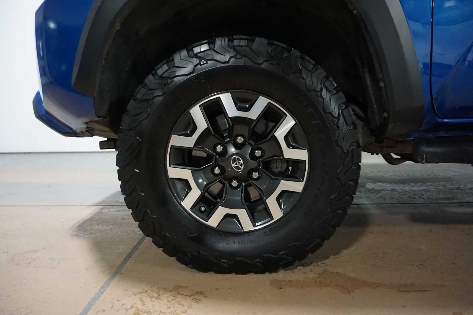 2016 Toyota Tacoma SR