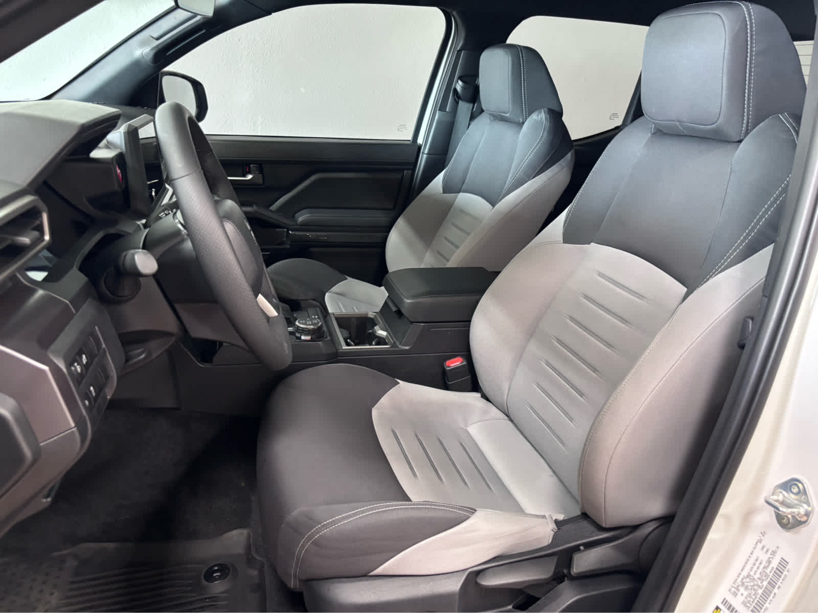 2025 Toyota Tacoma 4WD SR