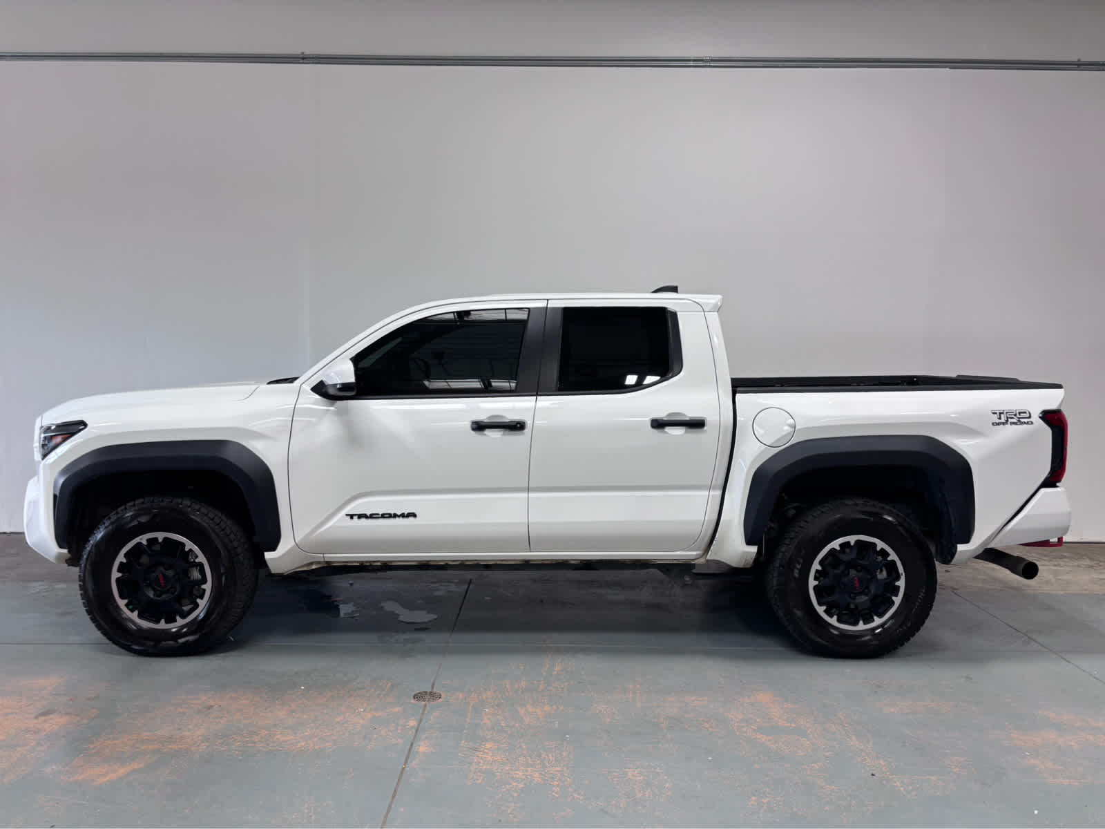 2025 Toyota Tacoma 4WD SR