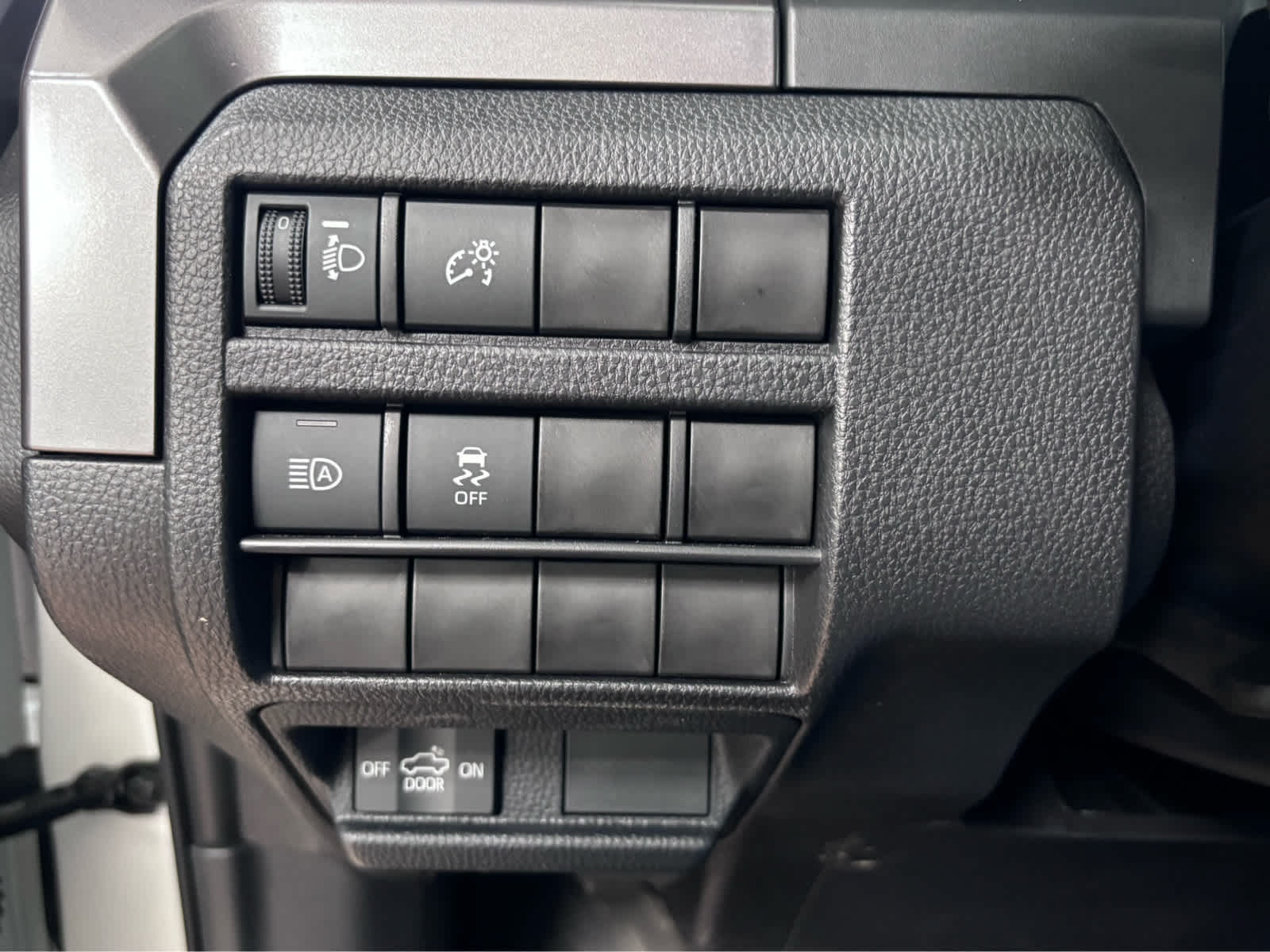 2025 Toyota Tacoma 4WD SR