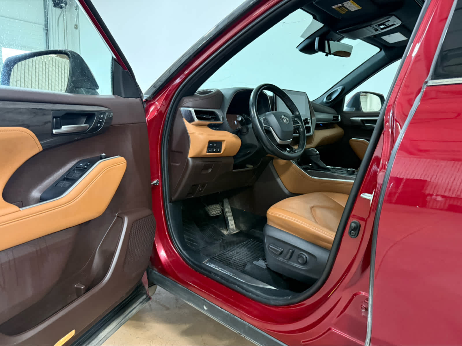 2022 Toyota Highlander Platinum