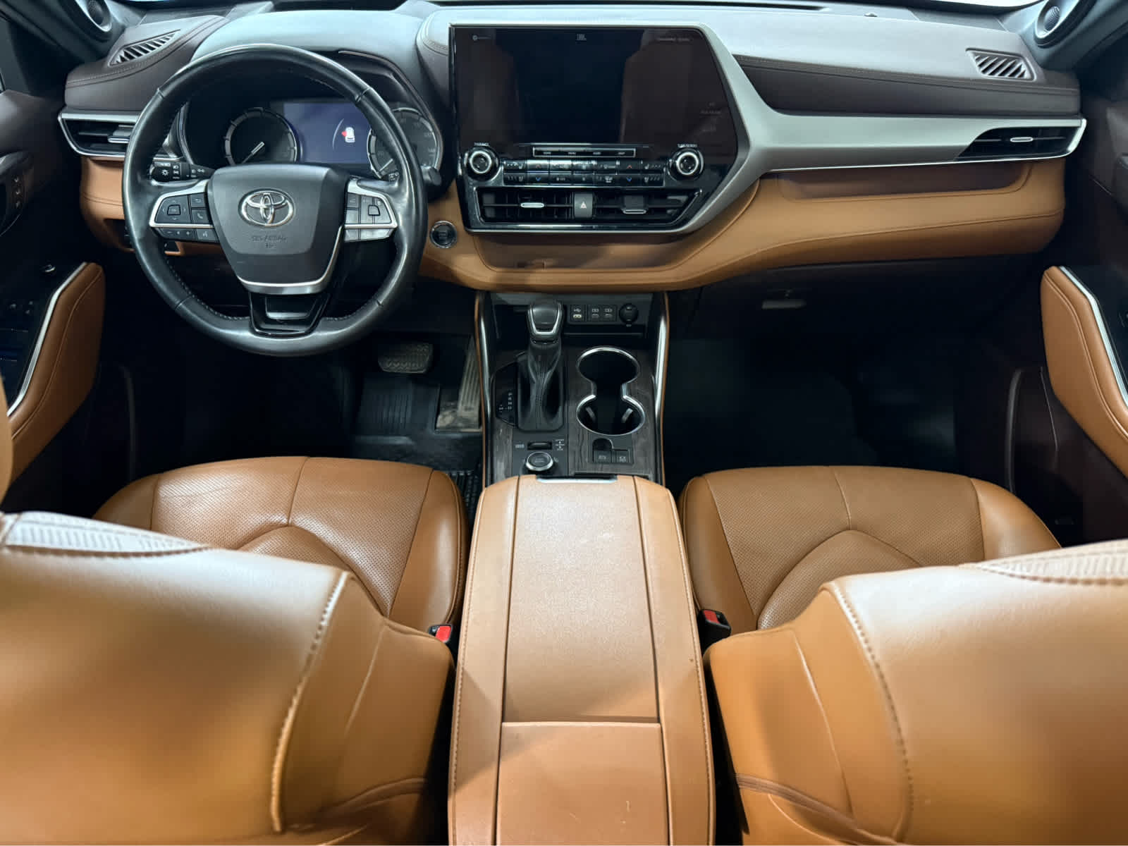 2022 Toyota Highlander Platinum