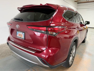 2022 Toyota Highlander Platinum