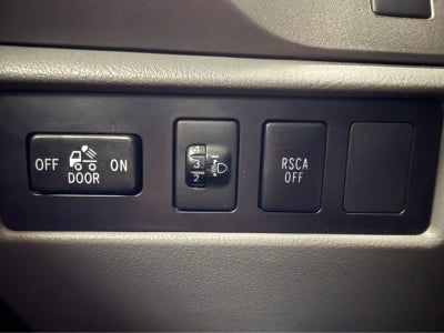 2013 Toyota Tundra 4WD Truck Grade