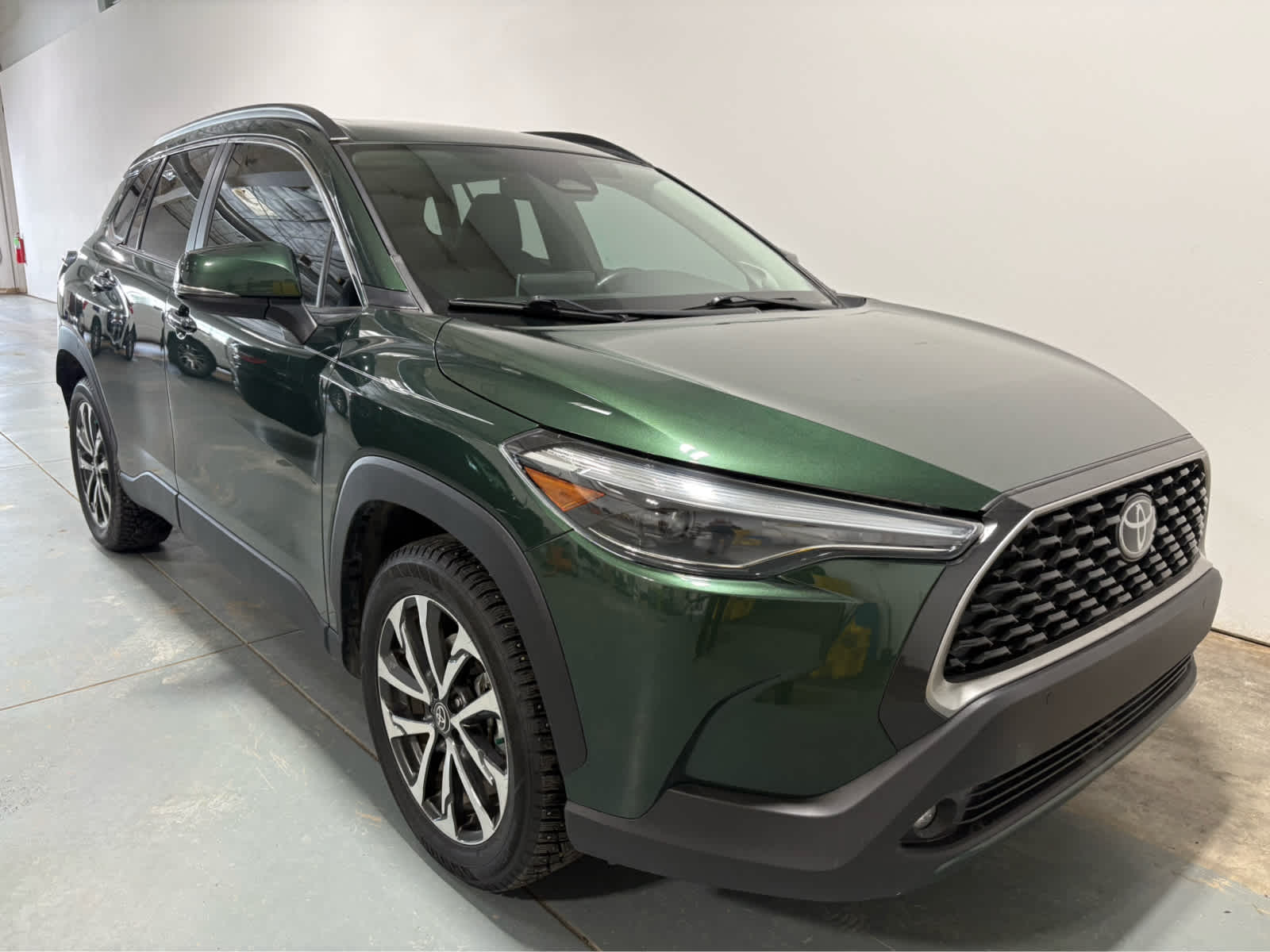 2023 Toyota Corolla Cross XLE