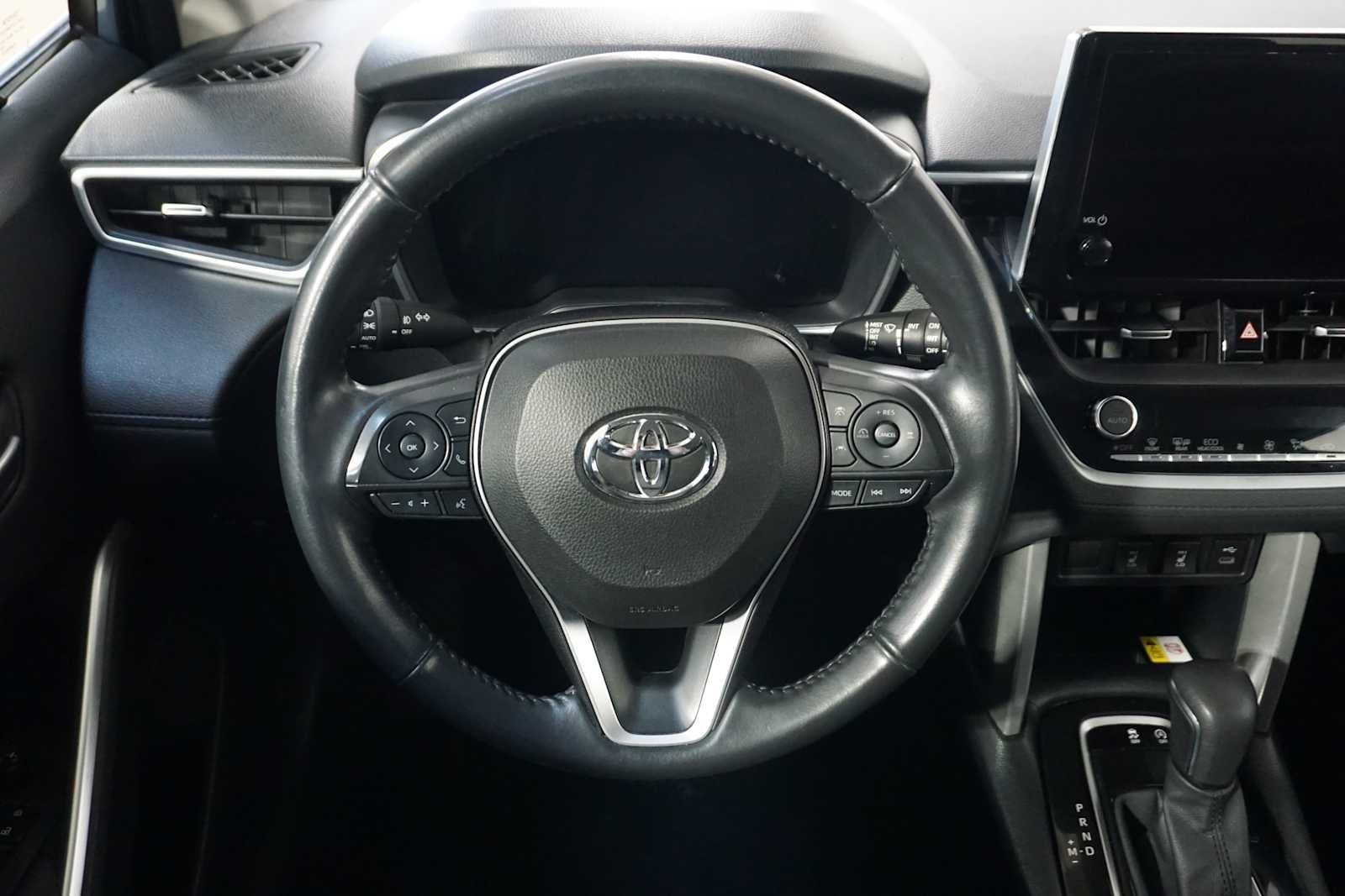 2023 Toyota Corolla Cross XLE