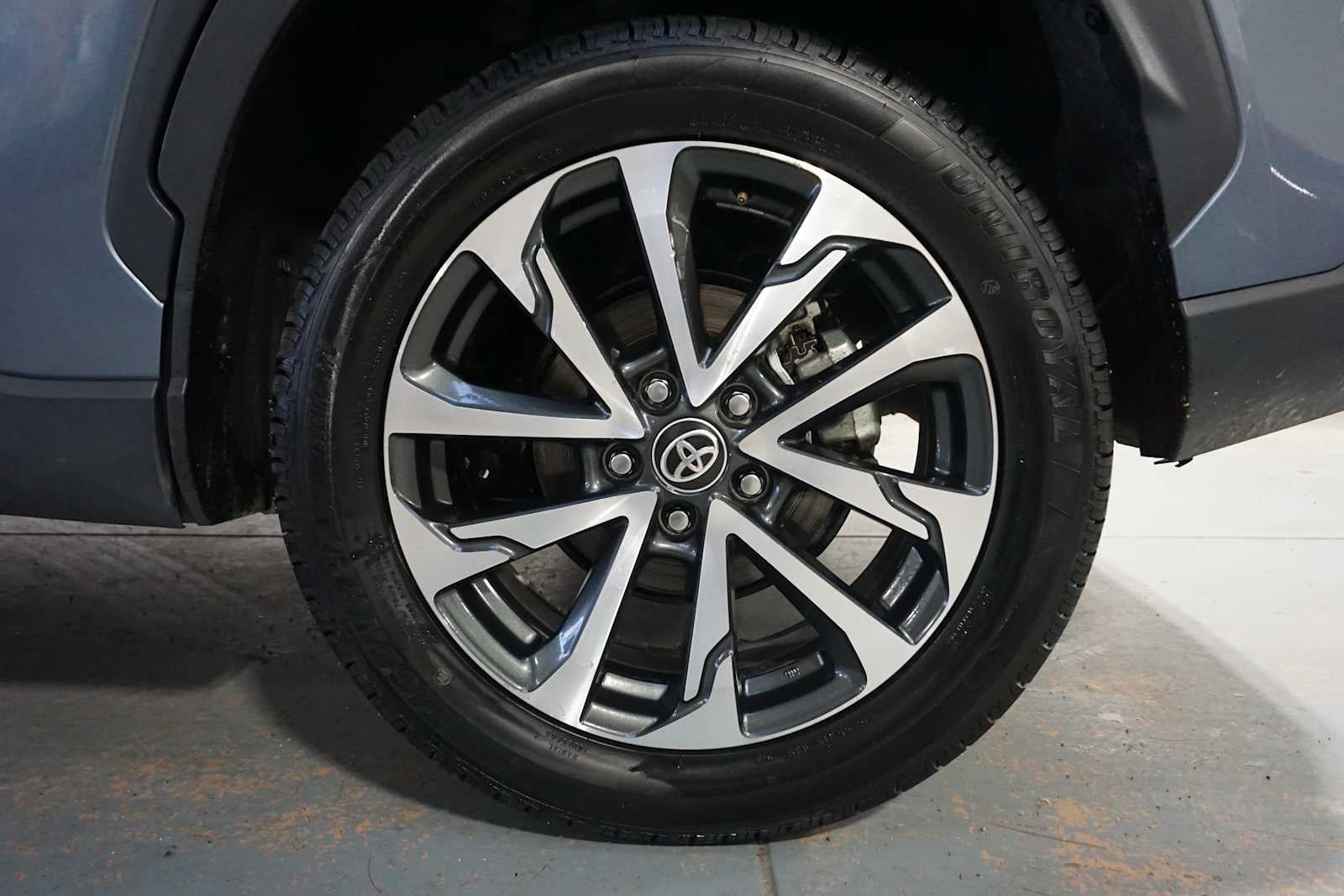 2023 Toyota Corolla Cross XLE