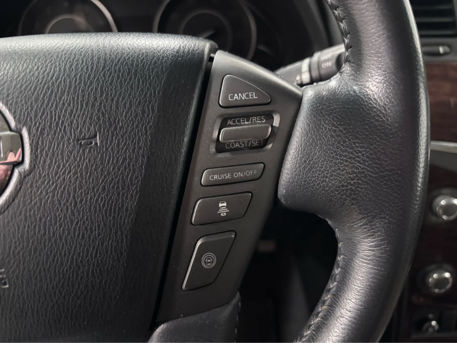 2017 Nissan Armada Platinum