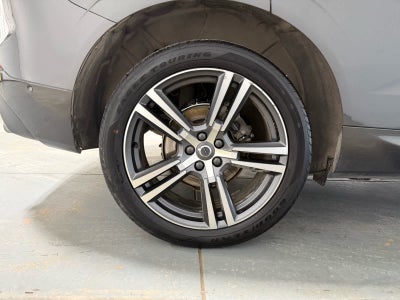 2019 Volvo XC60 Momentum