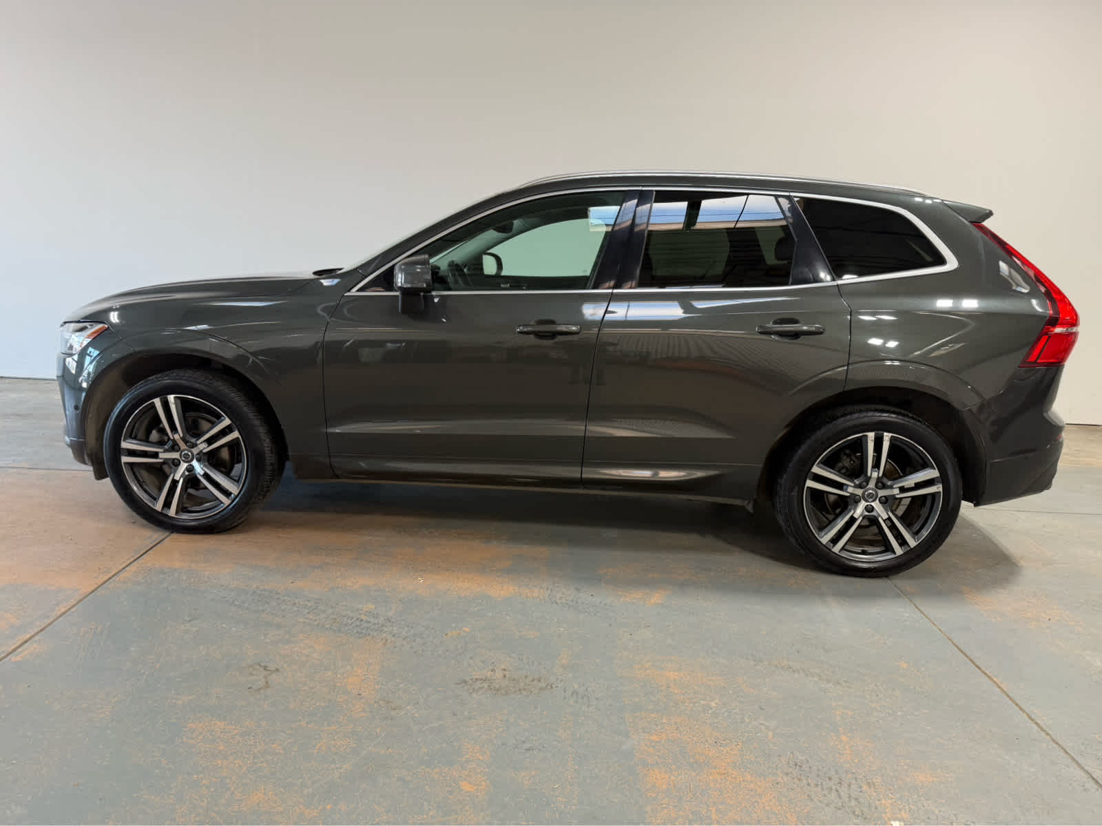2019 Volvo XC60 Momentum