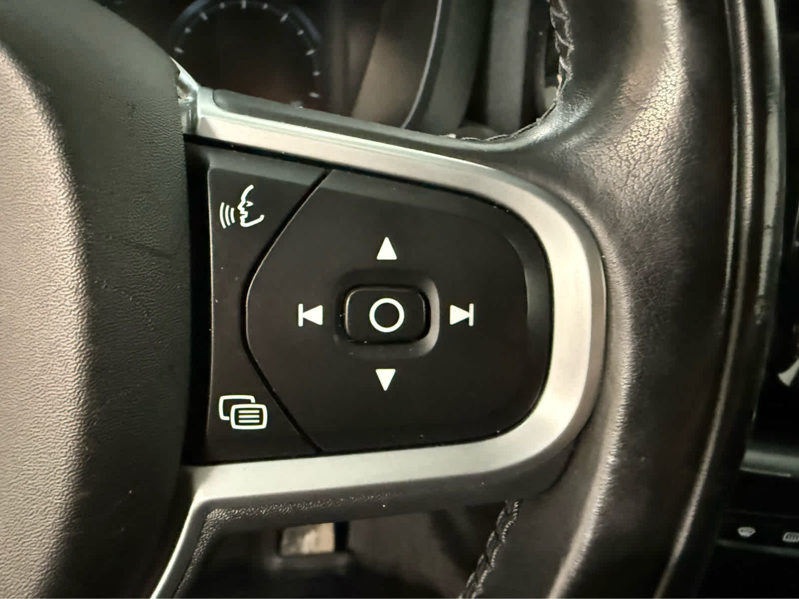 2019 Volvo XC60 Momentum