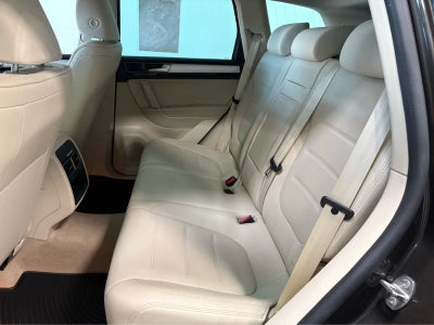 2017 Volkswagen Touareg Sport w/Technology