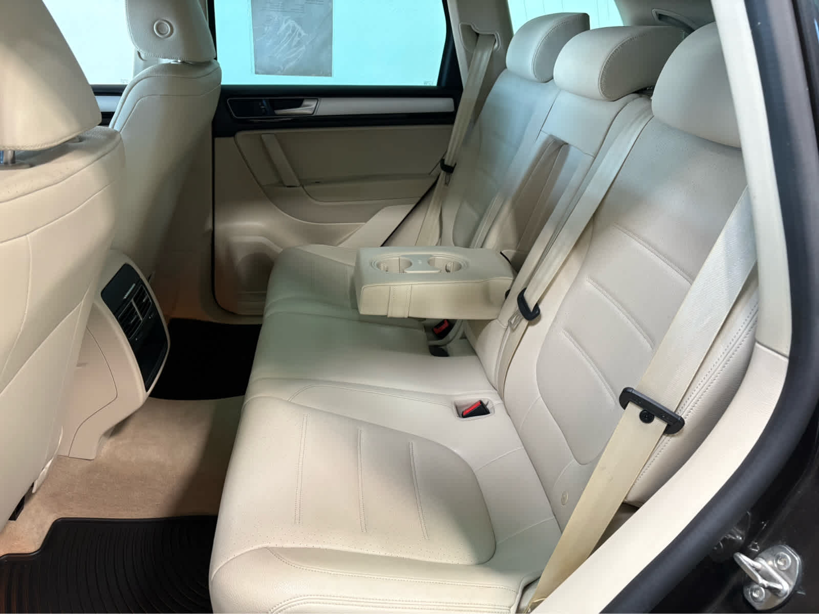 2017 Volkswagen Touareg Sport w/Technology